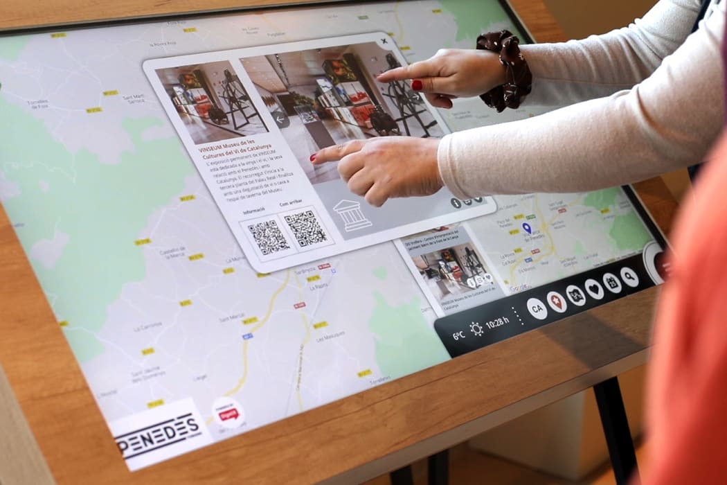 02-turisme-penedès-amb-taula-interactiva-xtable-webapp Servicios digitales de turismo con XTable y webapp interactiva