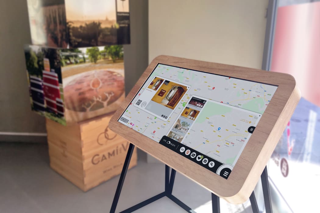 05-Services-digitization-of-Penedès-Tourism-interactive-table-xtable-webapp Servicios digitales de turismo con XTable y webapp interactiva