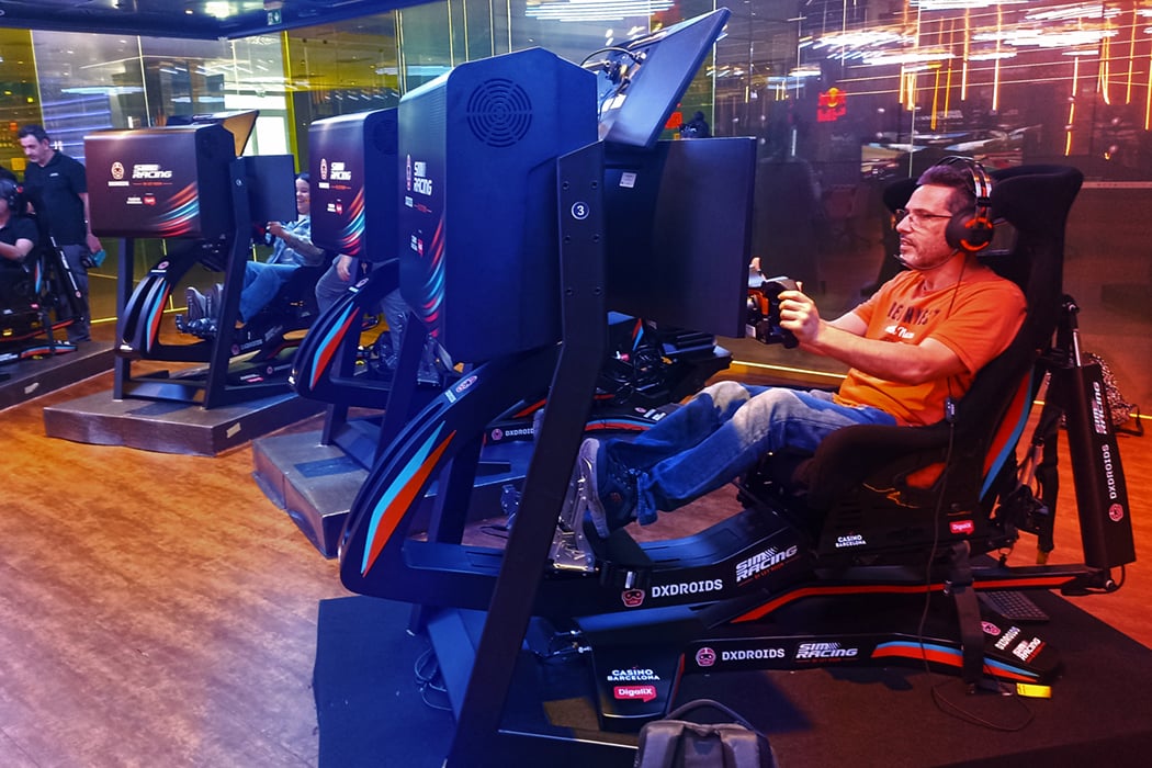 DigaliX y Casino Barcelona inauguran la primera sala de Simracing con simuladores profesionales