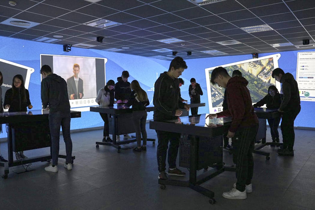 Salas inmersivas interactivas para el sector educativo