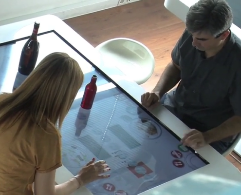 Ya están aquí las mesas del futuro – Barradeideas.com